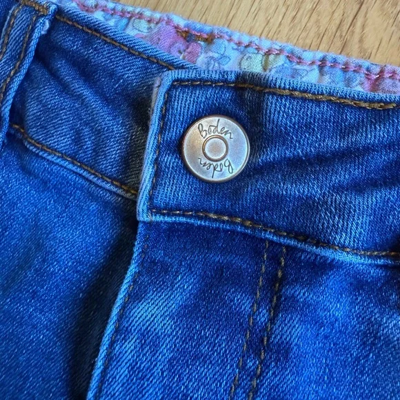 EUC Boden Girls Flower Embroidered Jeans - Picture 5 of 7